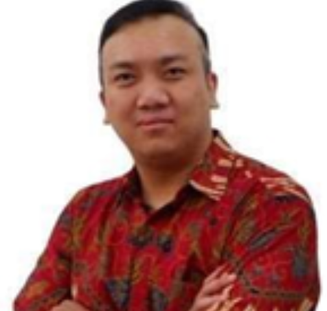 Dr. Robert, S.H., M.H.